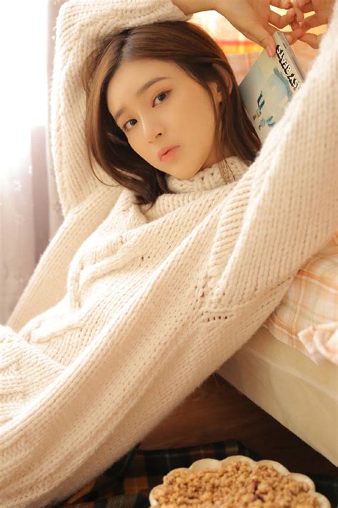 ฟุตบอล อุปกรณ์-เฮ้ยๆ ทุกคน! มีเกมดีๆ มาแนะนำจ้า 'ฟุตบอล อุปกรณ์' นี่แหละ! ฟังดูแปลกๆ ใช่มั้ย? 555 มานี่เล่าให้ฟังเลย!